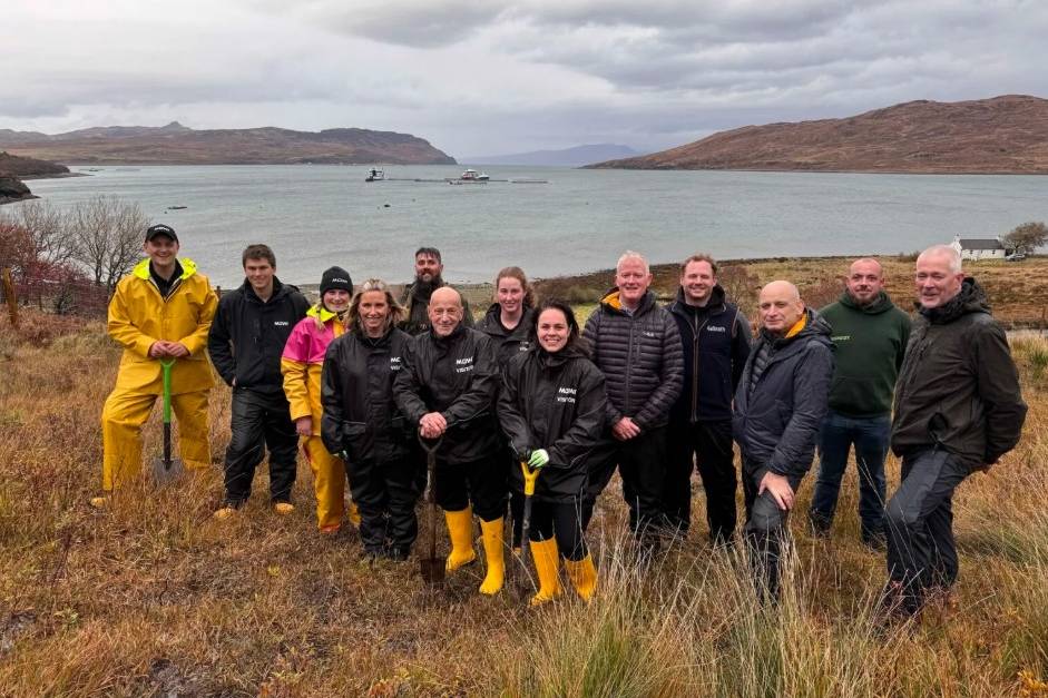 Representatives from Mowi Scotland, Galbraith and SM Forestry join Kate Forbes MSP, Deputy First Minister of Scotland, and Councillor John Finlayson to plant the first trees