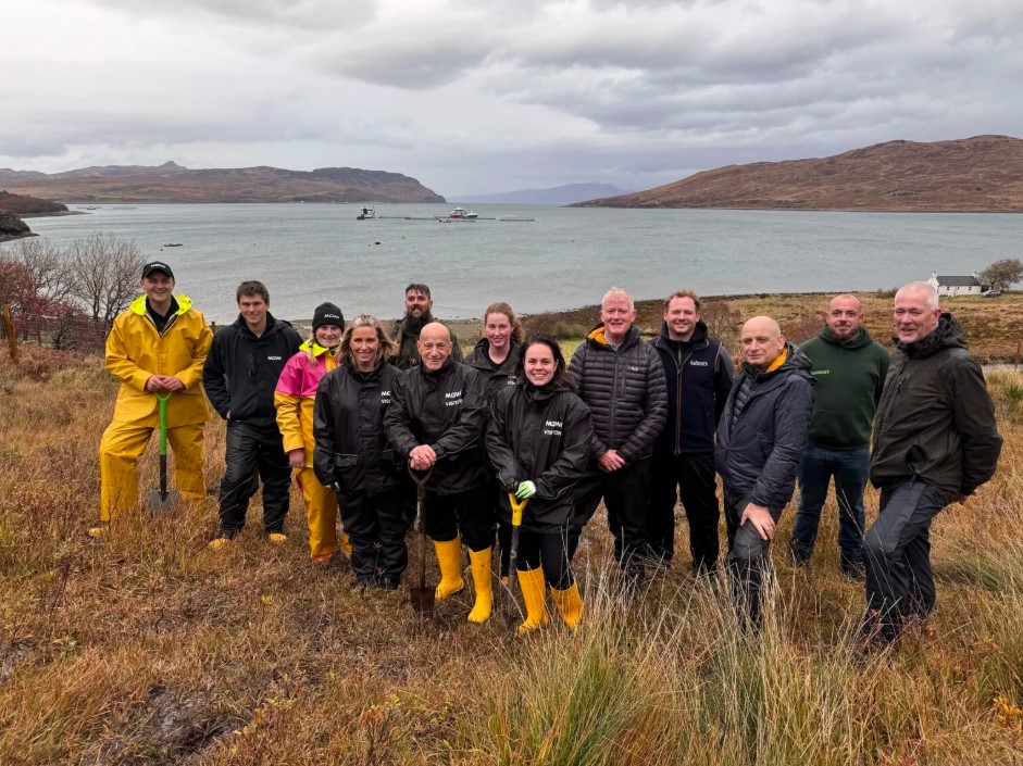 Representatives from Mowi Scotland, Galbraith and SM Forestry join Kate Forbes MSP, Deputy First Minister of Scotland, and Councillor John Finlayson to plant the first trees